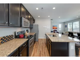 Photo #3: 6974880 Listing