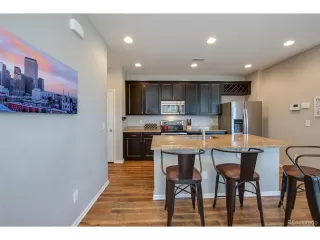 Photo #5: 6974880 Listing