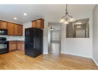 Photo #4: 6975955 Listing