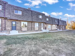 Photo #5: 6976109 Listing