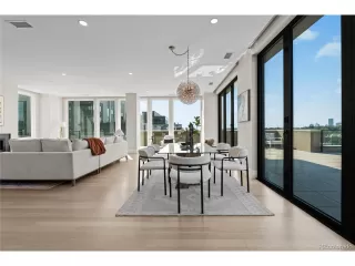 Photo #5: 6978682 Listing