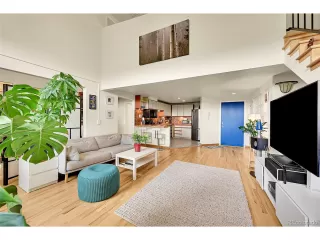 Photo #3: 6979373 Listing