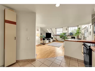 Photo #6: 6979373 Listing