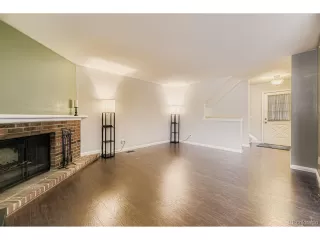 Photo #4: 6980409 Listing