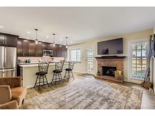 Photo #5: 6980432 Listing