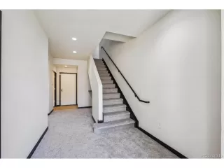 Photo #5: 6980972 Listing 