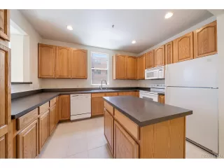 Photo #5: 6981810 Listing 