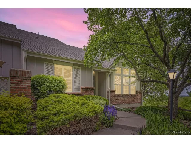 MLS: 6984972 Condo For Sale