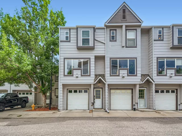 MLS: 6985257 Condo For Sale