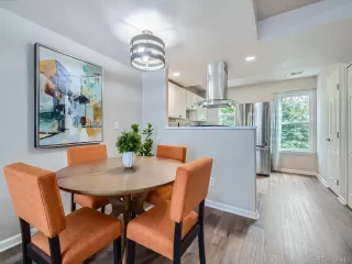 Photo #5: 6985257 Listing