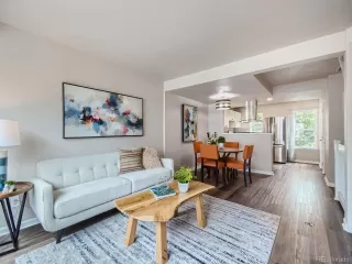 Photo #6: 6985257 Listing