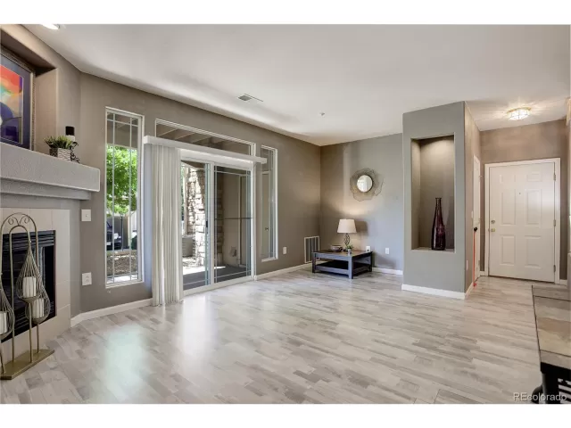 MLS: 6985258 Condo For Sale