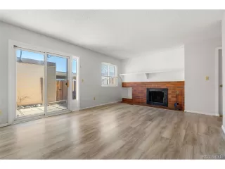 Photo #5: 6985710 Listing 
