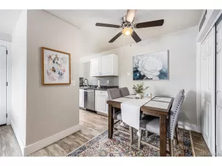 Photo #3: 6986879 Listing