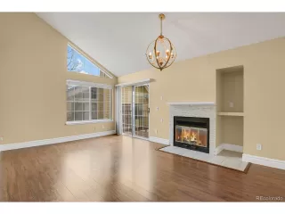 Photo #2: 6988741 Listing