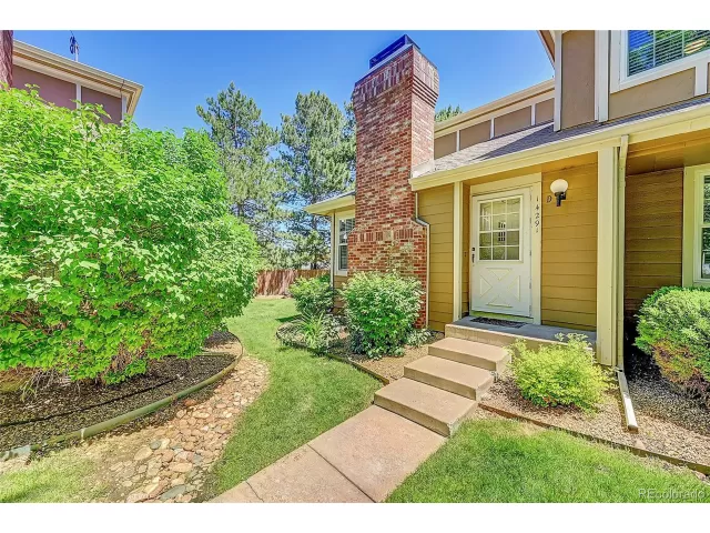 MLS: 6989093 Condo For Sale