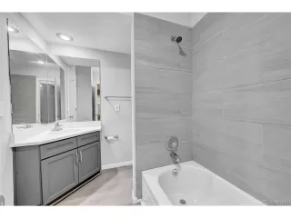 Photo #5: 6989093 Listing