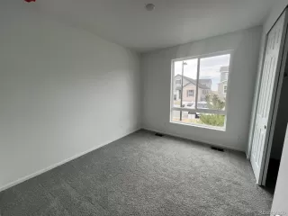 Photo #6: 6989103 Listing