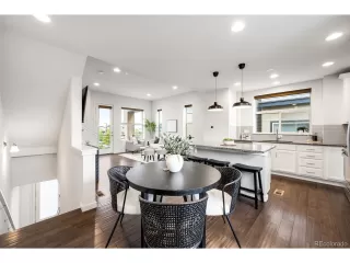 Photo #2: 6989727 Listing 