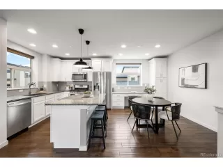 Photo #3: 6989727 Listing 