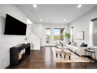 Photo #6: 6989727 Listing 