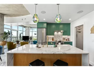 Photo #5: 6992139 Listing