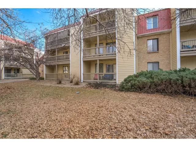 MLS: 6993109 Condo For Sale