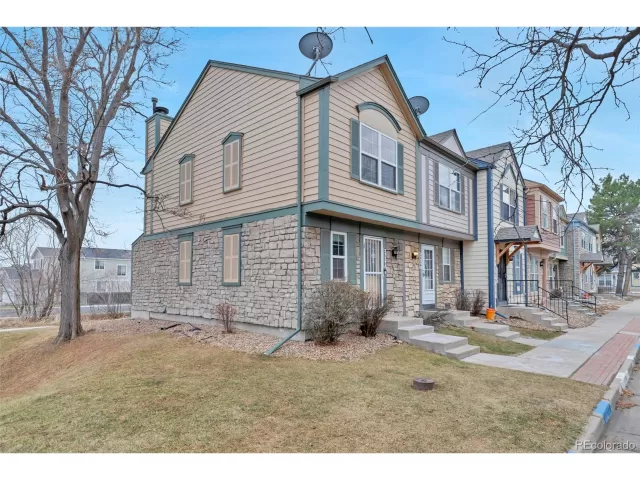 MLS: 6994390 Condo For Sale