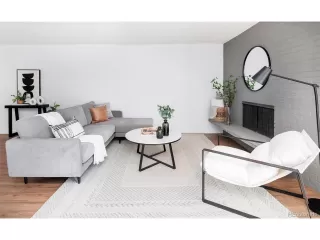 Photo #2: 6995755 Listing 