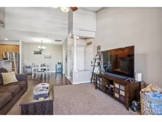 Photo #6: 6995762 Listing 