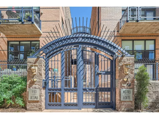 MLS: 6996107 Condo For Sale