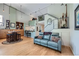 Photo #6: 6996107 Listing
