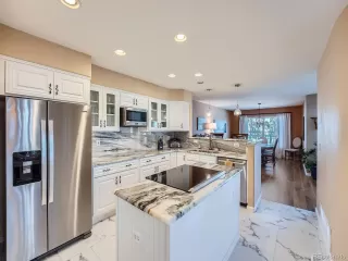 Photo #5: 6996302 Listing 