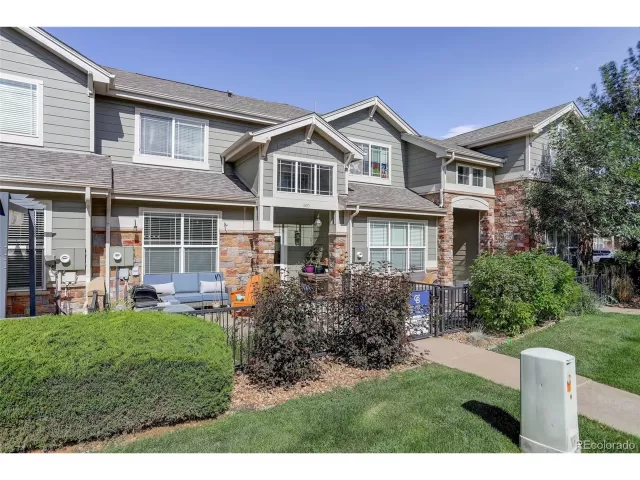 MLS: 6998610 Condo For Sale