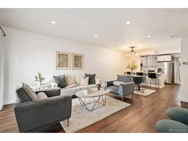 MLS: 6998897 Condo For Sale