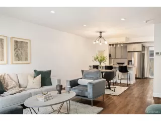 Photo #4: 6998897 Listing 