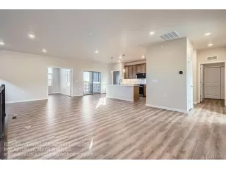 Photo #6: 7000800 Listing 