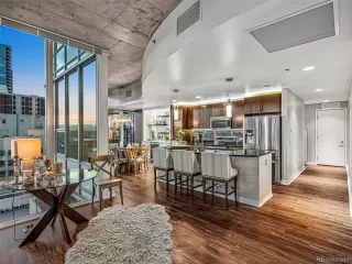 Photo #3: 7004378 Listing