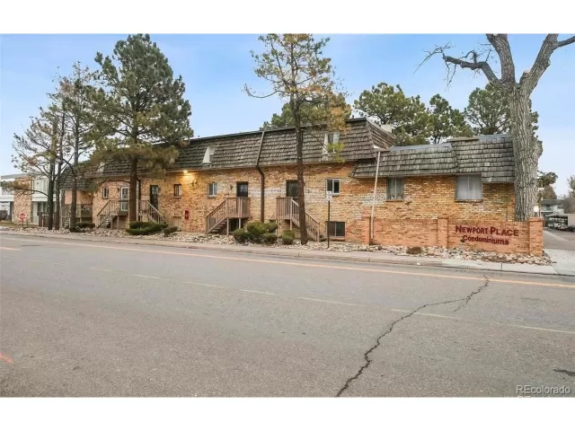 MLS: 7006036 Condo For Sale