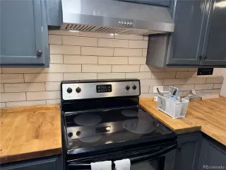 Photo #4: 7006036 Listing