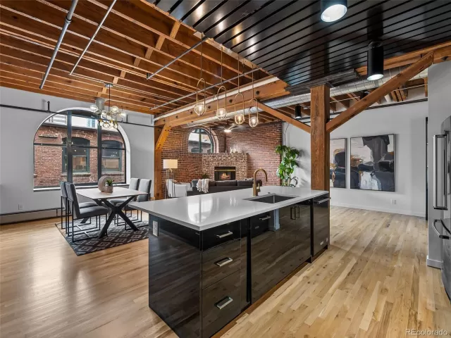 MLS: 7006204 Condo For Sale