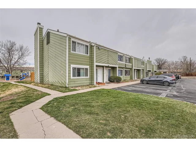 MLS: 7006315 Condo For Sale