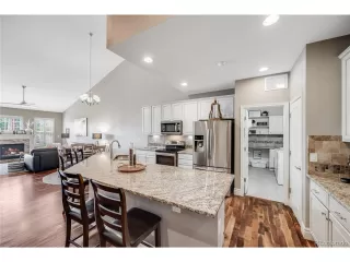 Photo #5: 7009500 Listing 