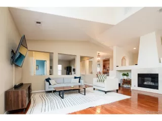 Photo #5: 7009783 Listing 