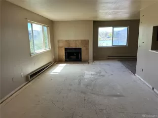 Photo #4: 7010228 Listing 