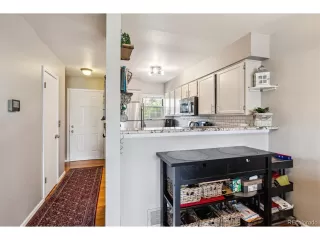 Photo #4: 7012236 Listing