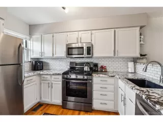 Photo #5: 7012236 Listing