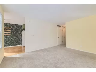 Photo #5: 7012289 Listing