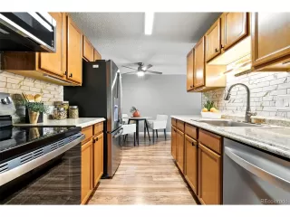 Photo #2: 7012719 Listing 