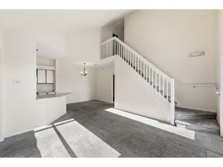 Photo #6: 7015059 Listing